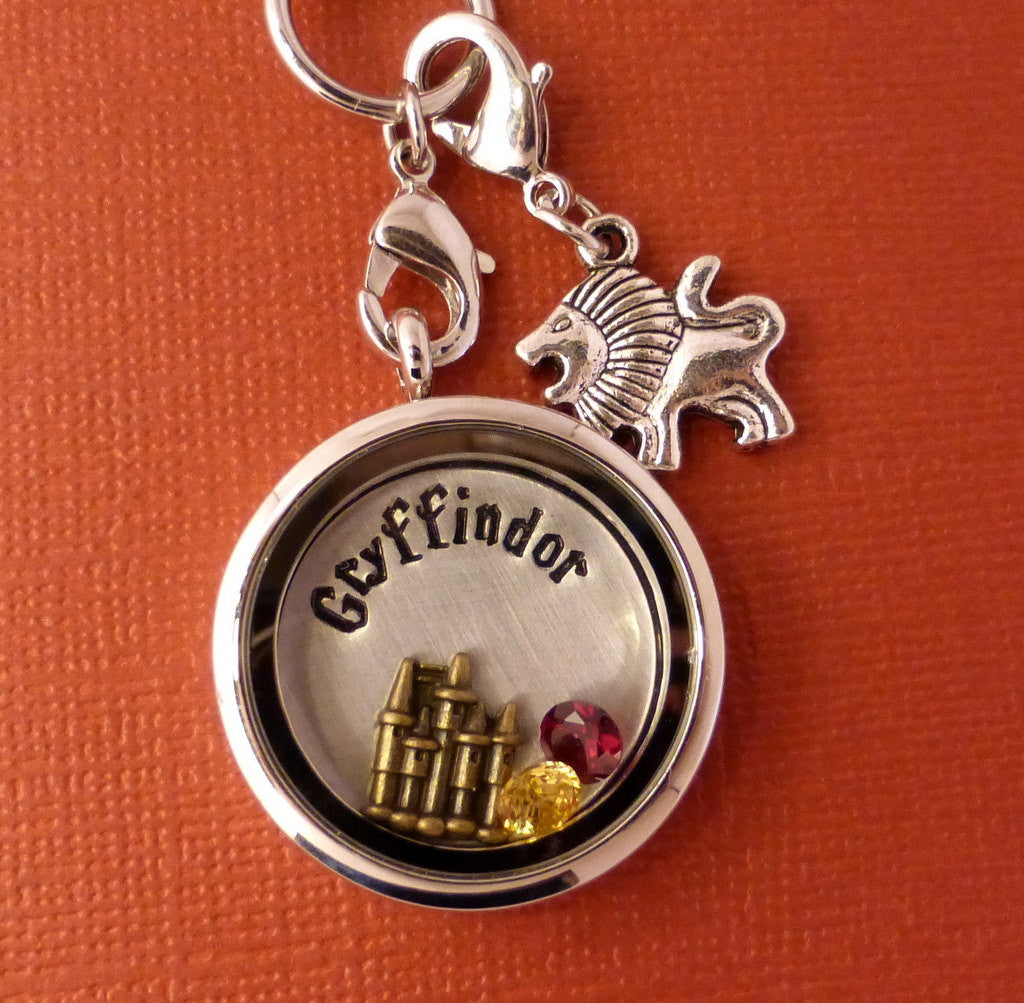 Harry Potter Inspired - Gryffindor - A Floating Locket / Memory Locket / Living Locket