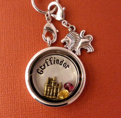 Harry Potter Inspired - Gryffindor - A Floating Locket / Memory Locket / Living Locket